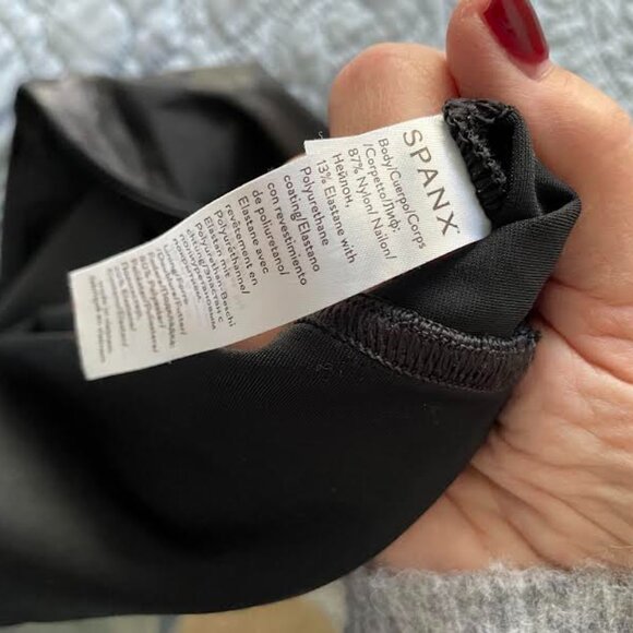 Spanx Camo Faux Leather Leggings Size 1X - Picture 2 of 3